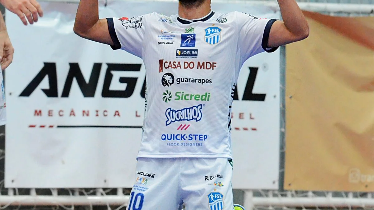Futsal São Lourenço / Casa do MDF goleia em amistoso e fecha pré temporada com vitória