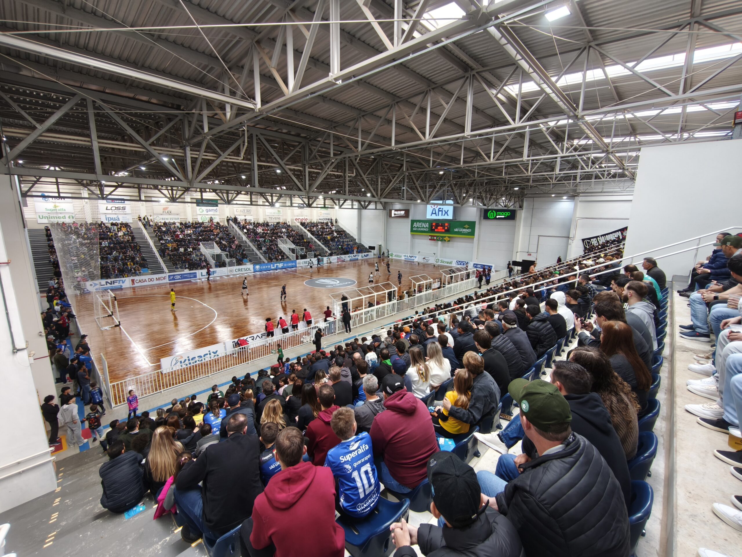 Futsal São Lourenço encerra primeira fase da LNF Silver com melhor média de público e defesa da competição