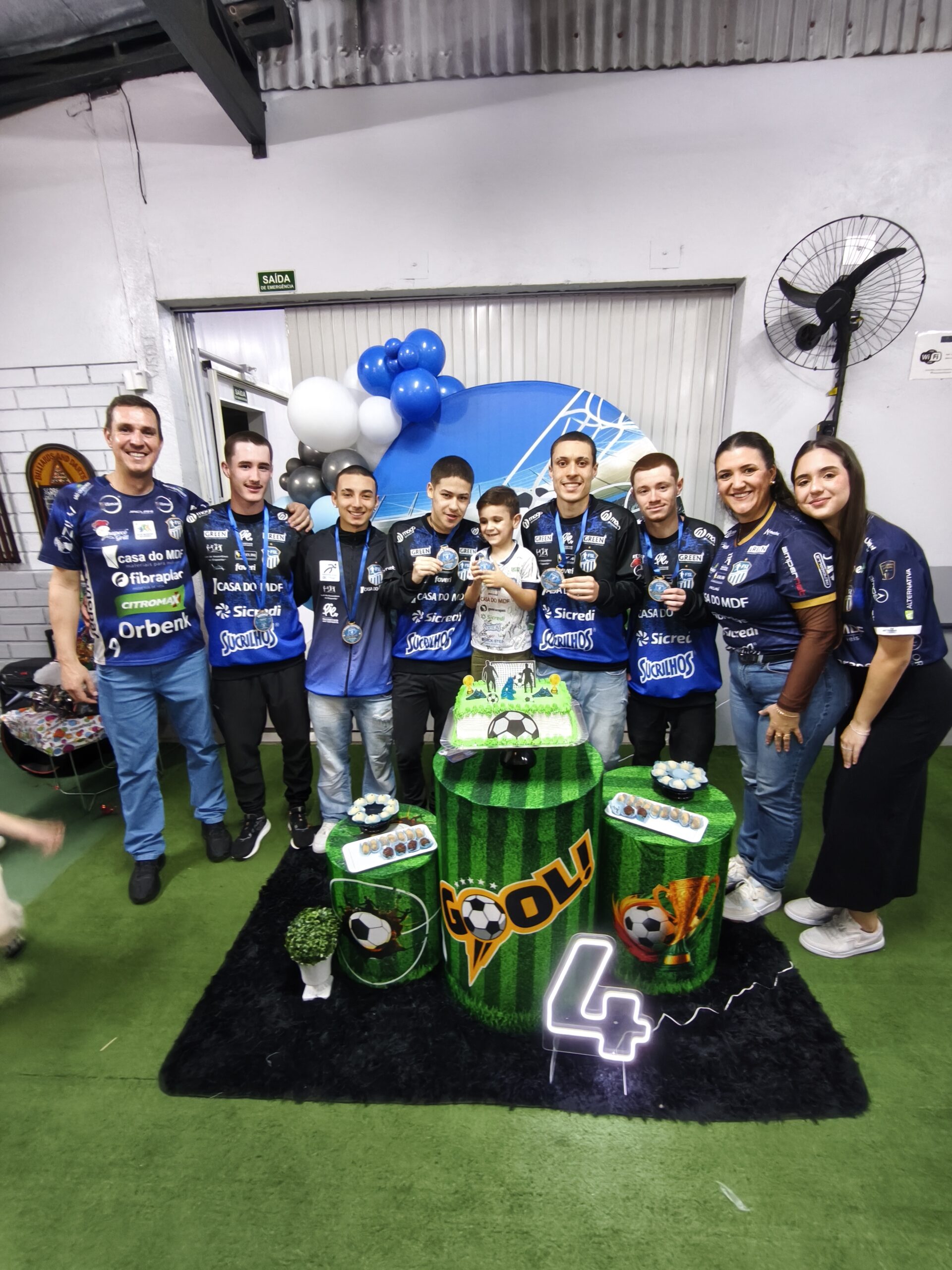 Futsal São Lourenço transforma sonho de jovem torcedor em experiência especial de aniversário