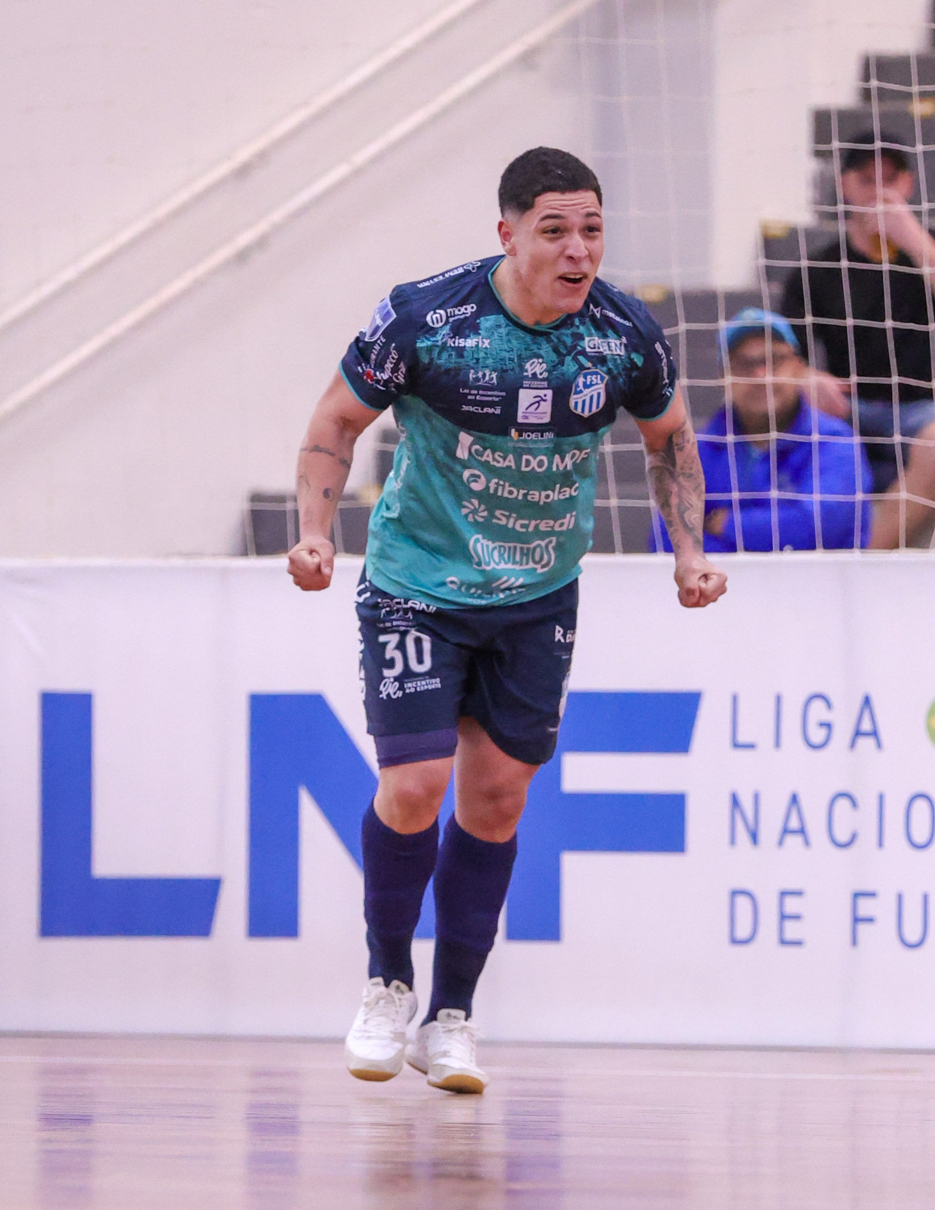 Futsal São Lourenço vence o América-RN e larga em vantagem nas quartas de final da LNF Silver